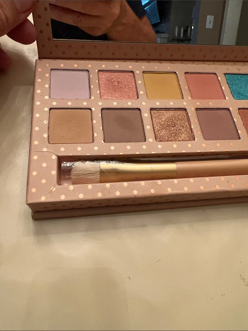 Take Me On Vacation Eyeshadow Palette - Rose Gold